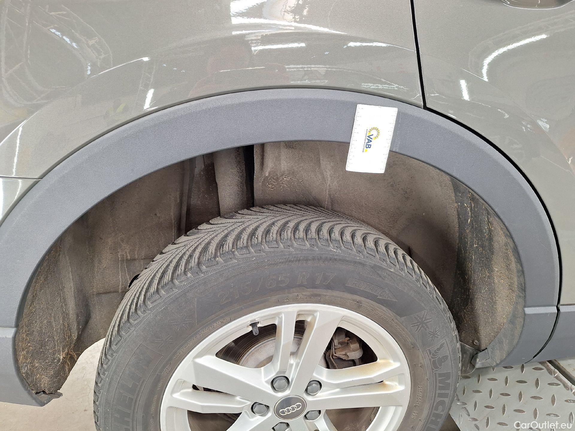  Audi  Q3 Audi,  '18, Audi  35 TDI S Tronic Business Edition 5d #22