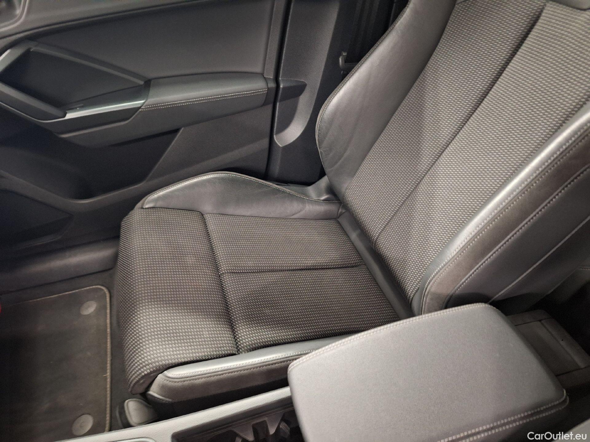  Audi  Q3 Audi,  SB '19, Audi  Sportback 35 TDI S tronic S Line Business  #9