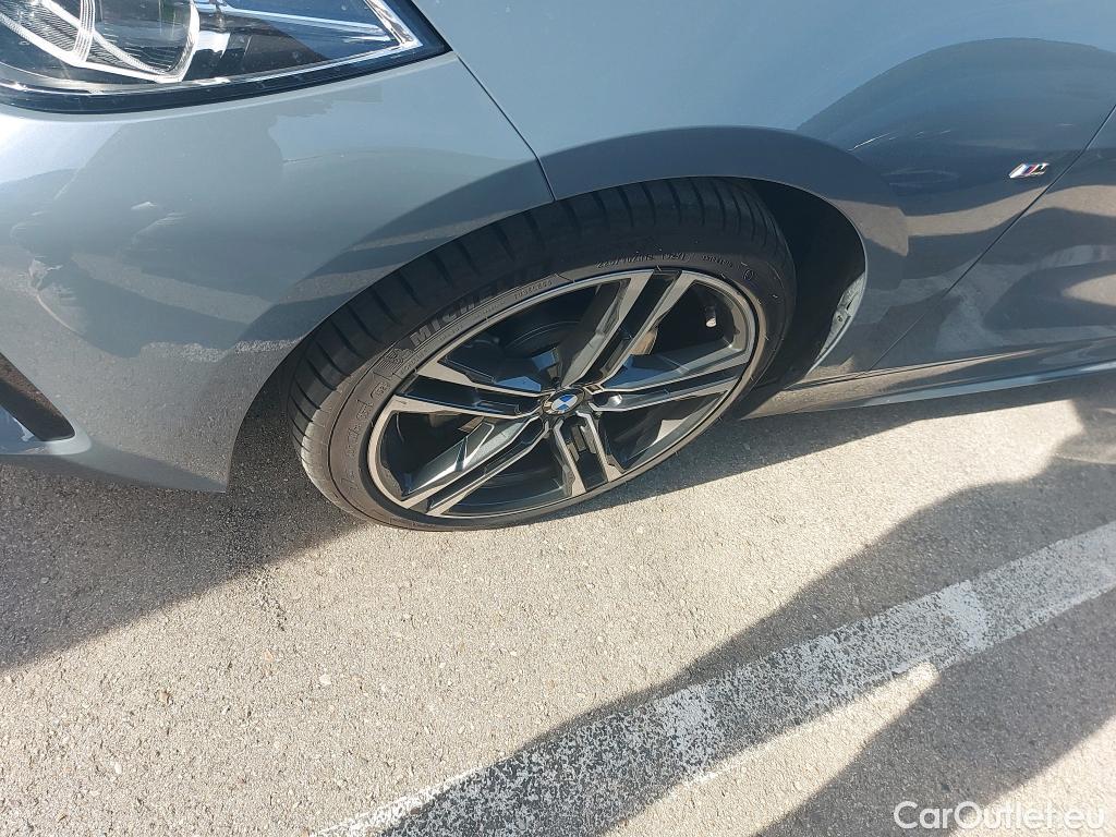  Bmw  Serie 1 BMW  / 2019 / 5P / berlina con portón 118d #3