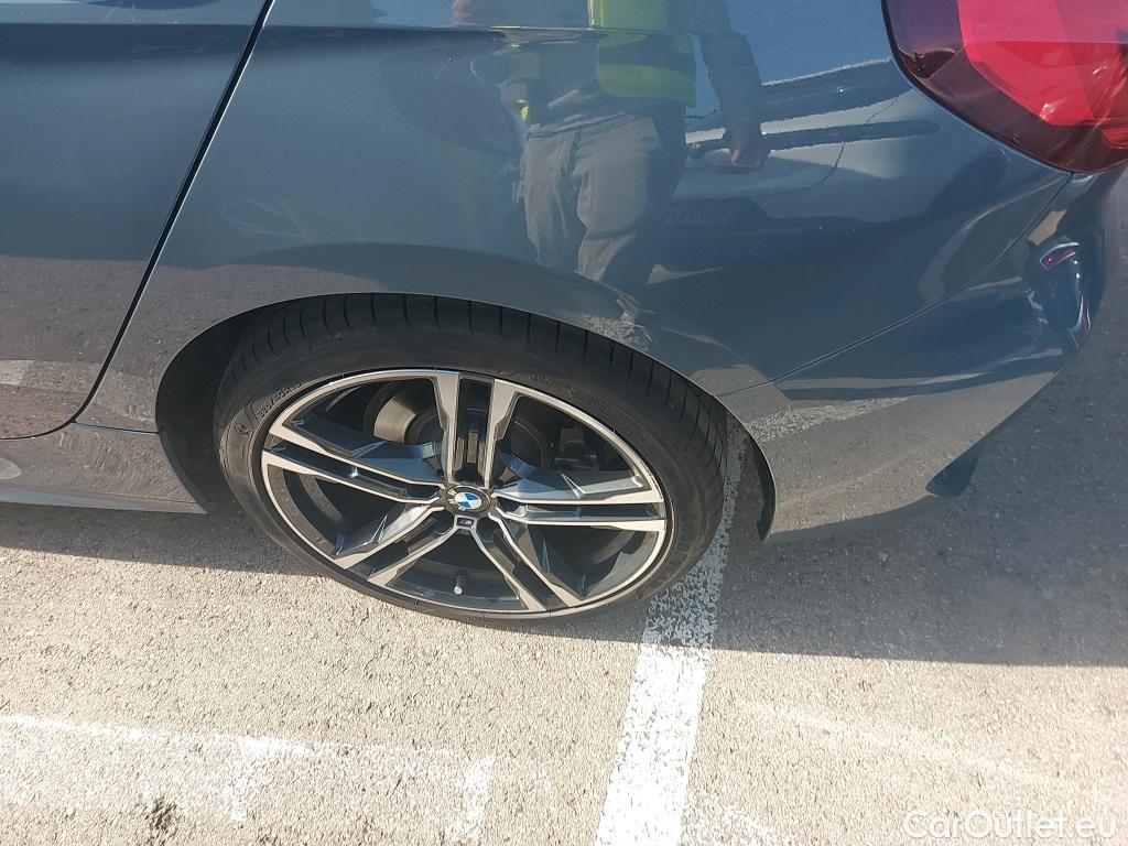  Bmw  Serie 1 BMW  / 2019 / 5P / berlina con portón 118d #1