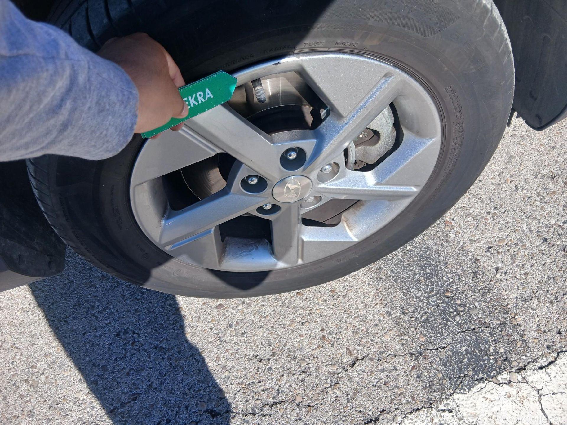  Hyundai  Konna HYUNDAI Kona / 2023 / 5P / todoterreno 1.6 GDI HEV Maxx DCT #40