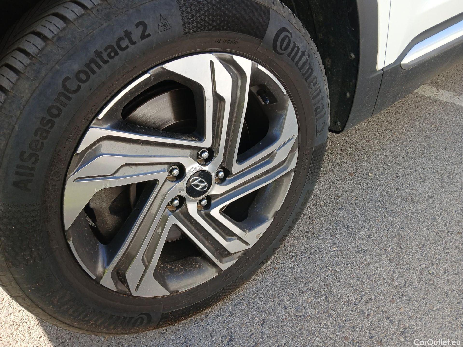  Hyundai  Santa Fe HYUNDAI  / 2021 / 5P / todoterreno 2.2 CRDi Maxx DCT 4x2 #12