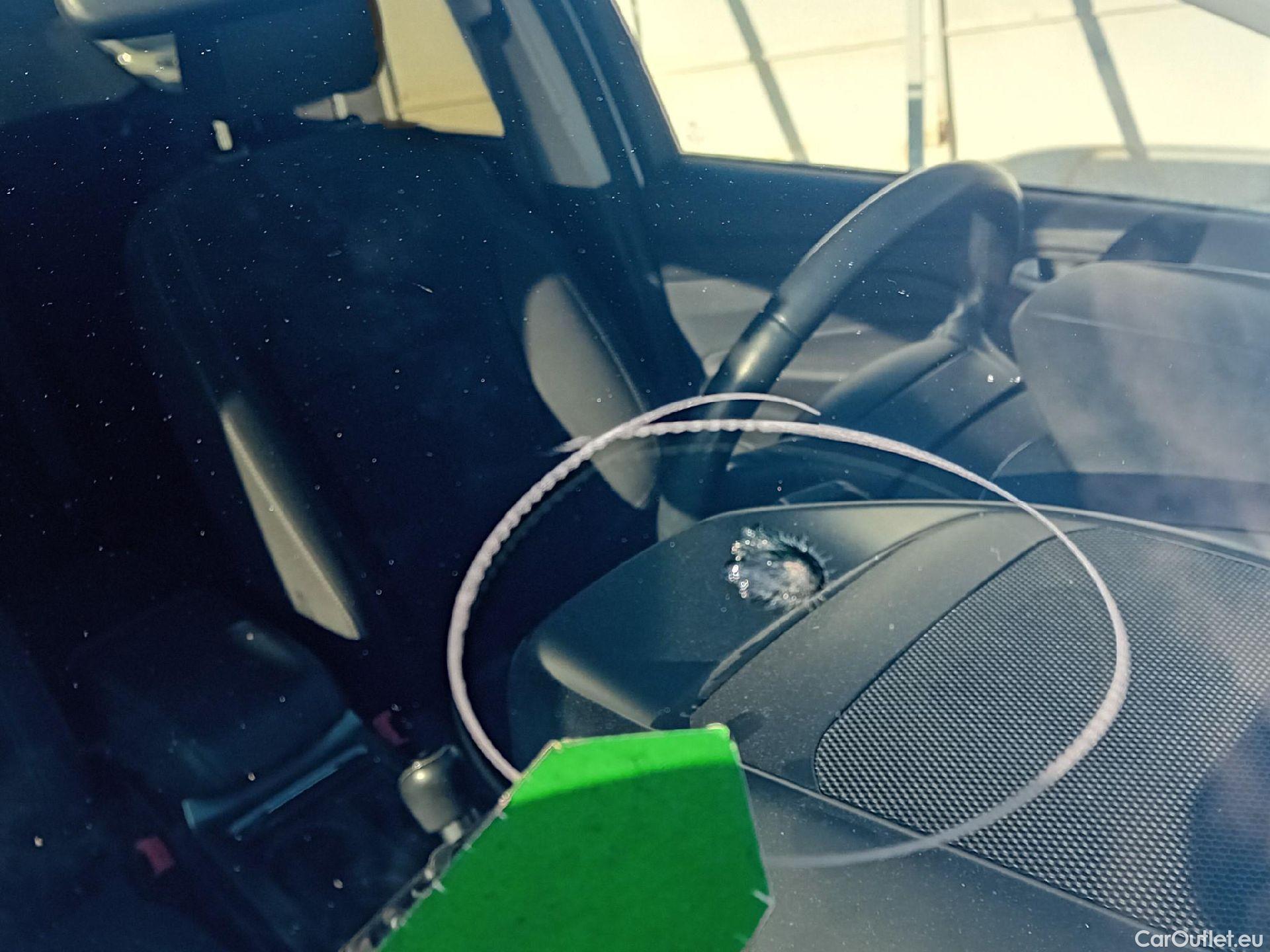  Ford  Kuga FORD  / 2016 / 5P / todoterreno 1.5 EcoBoost 88kW 4x2 Trend+ (CX) #8