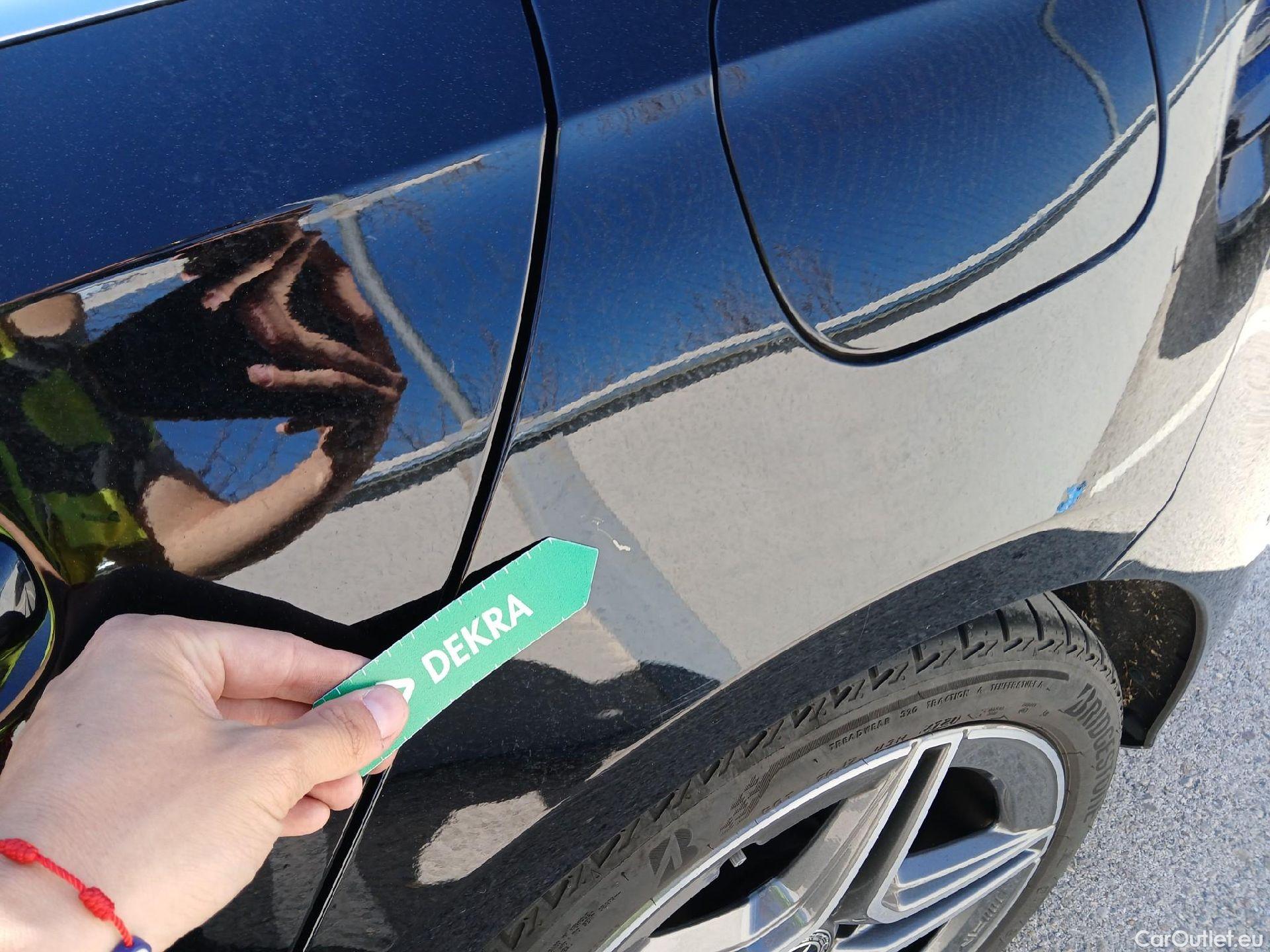  Mercedes  A-Klasse MERCEDES-BENZ Clase A / 2018 / 5P / berlina con portón A 200 d #12