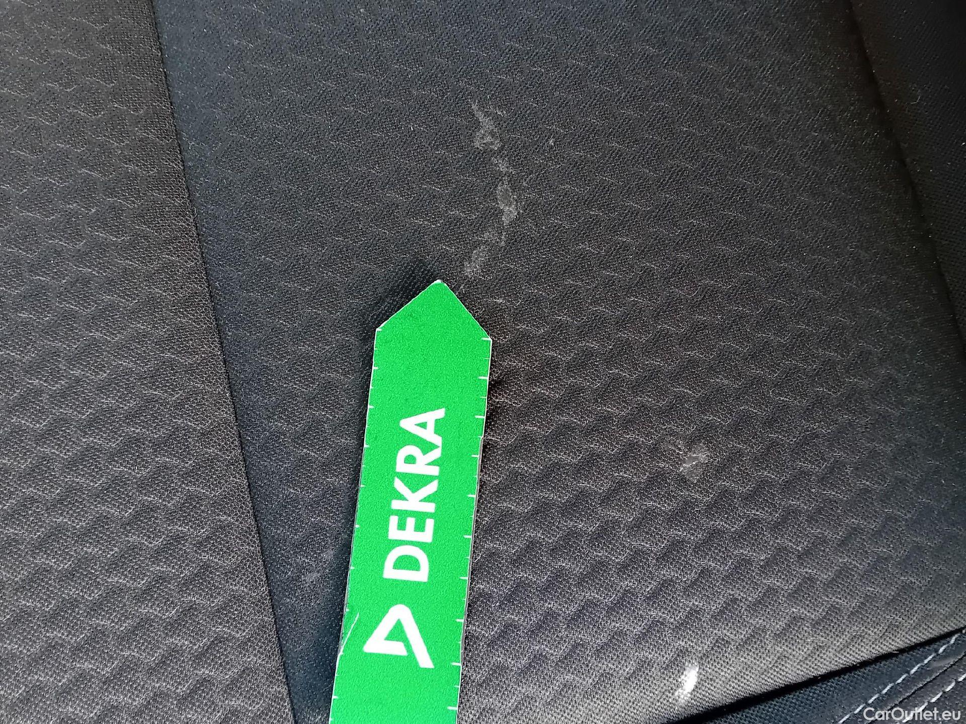  Ford  Kuga FORD  / 2016 / 5P / todoterreno 1.5 EcoBoost 88kW 4x2 Trend+ (CX) #38