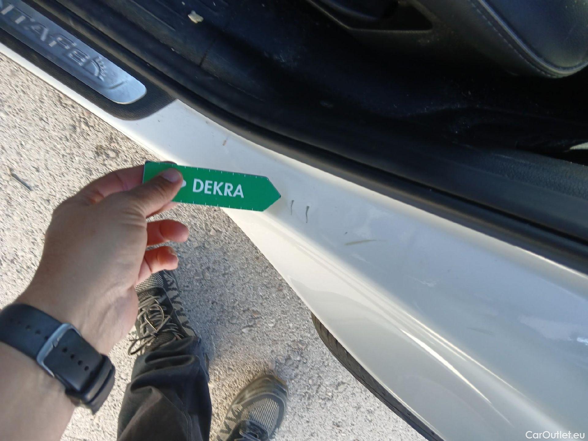  Hyundai  Santa Fe HYUNDAI  / 2021 / 5P / todoterreno 2.2 CRDi Maxx DCT 4x2 #5