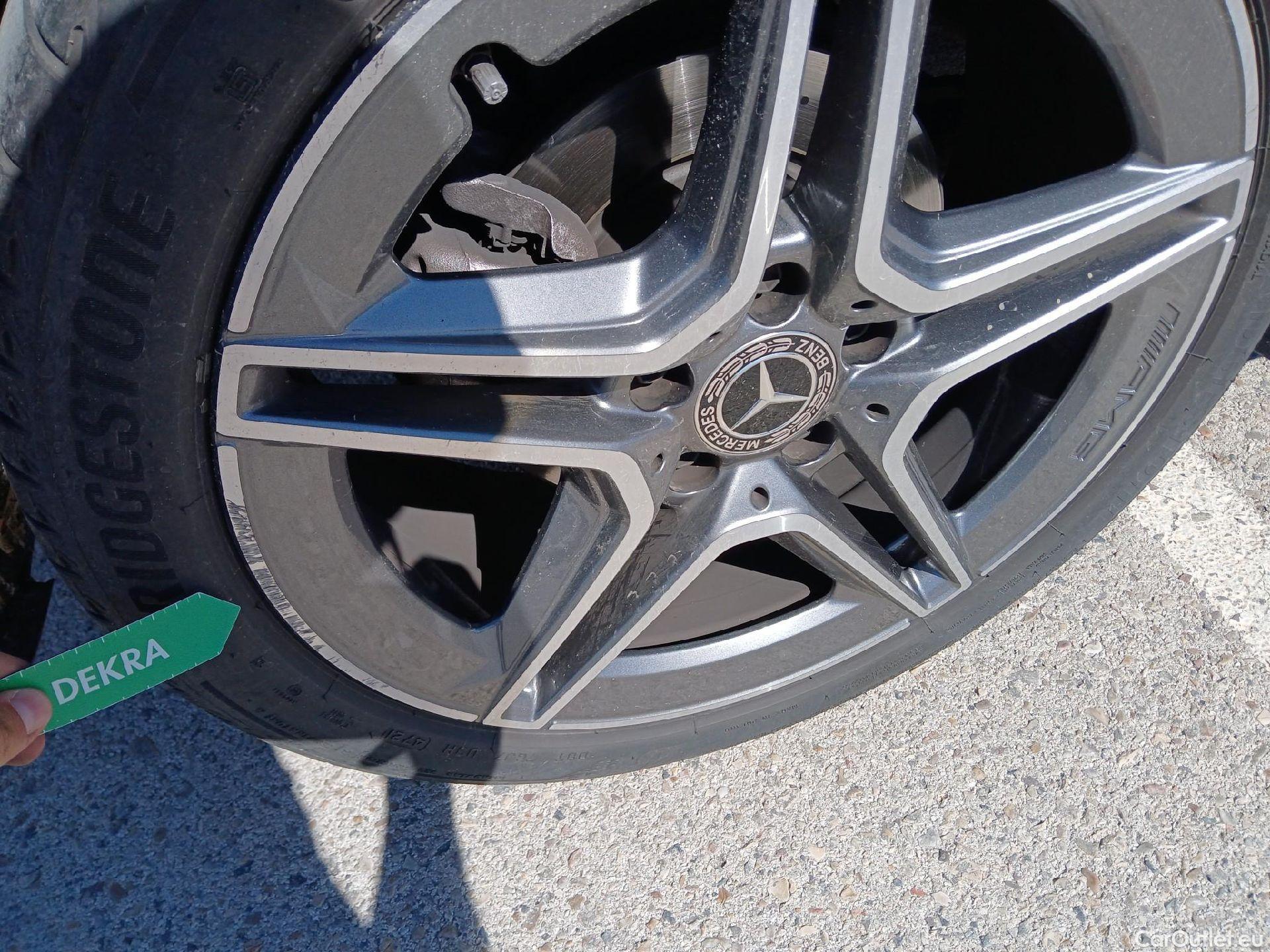  Mercedes  A-Klasse MERCEDES-BENZ Clase A / 2018 / 5P / berlina con portón A 200 d #14