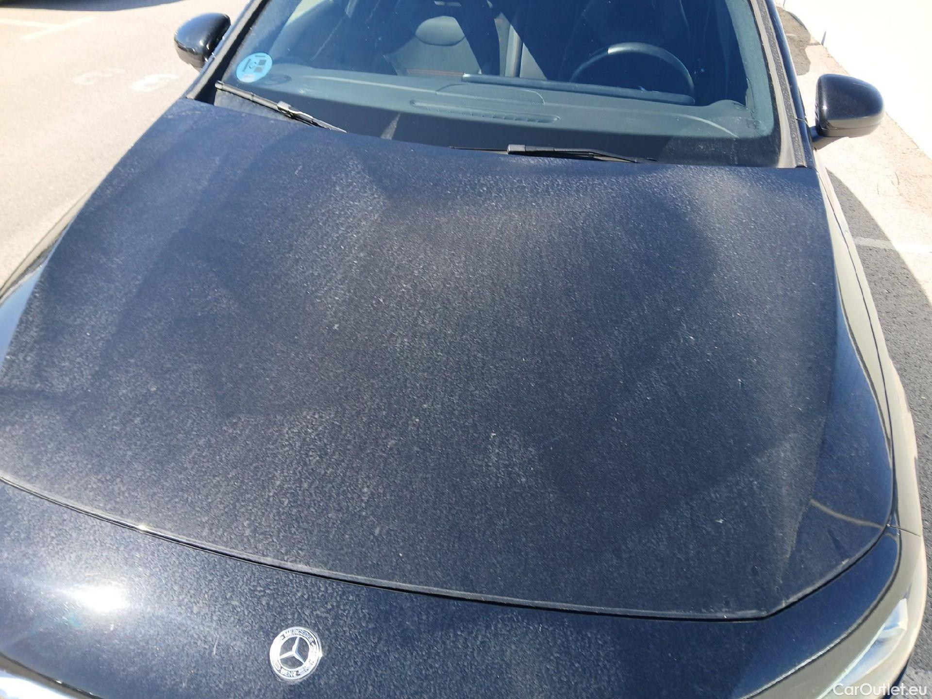  Mercedes  A-Klasse MERCEDES-BENZ Clase A / 2018 / 5P / berlina con portón A 200 d #4