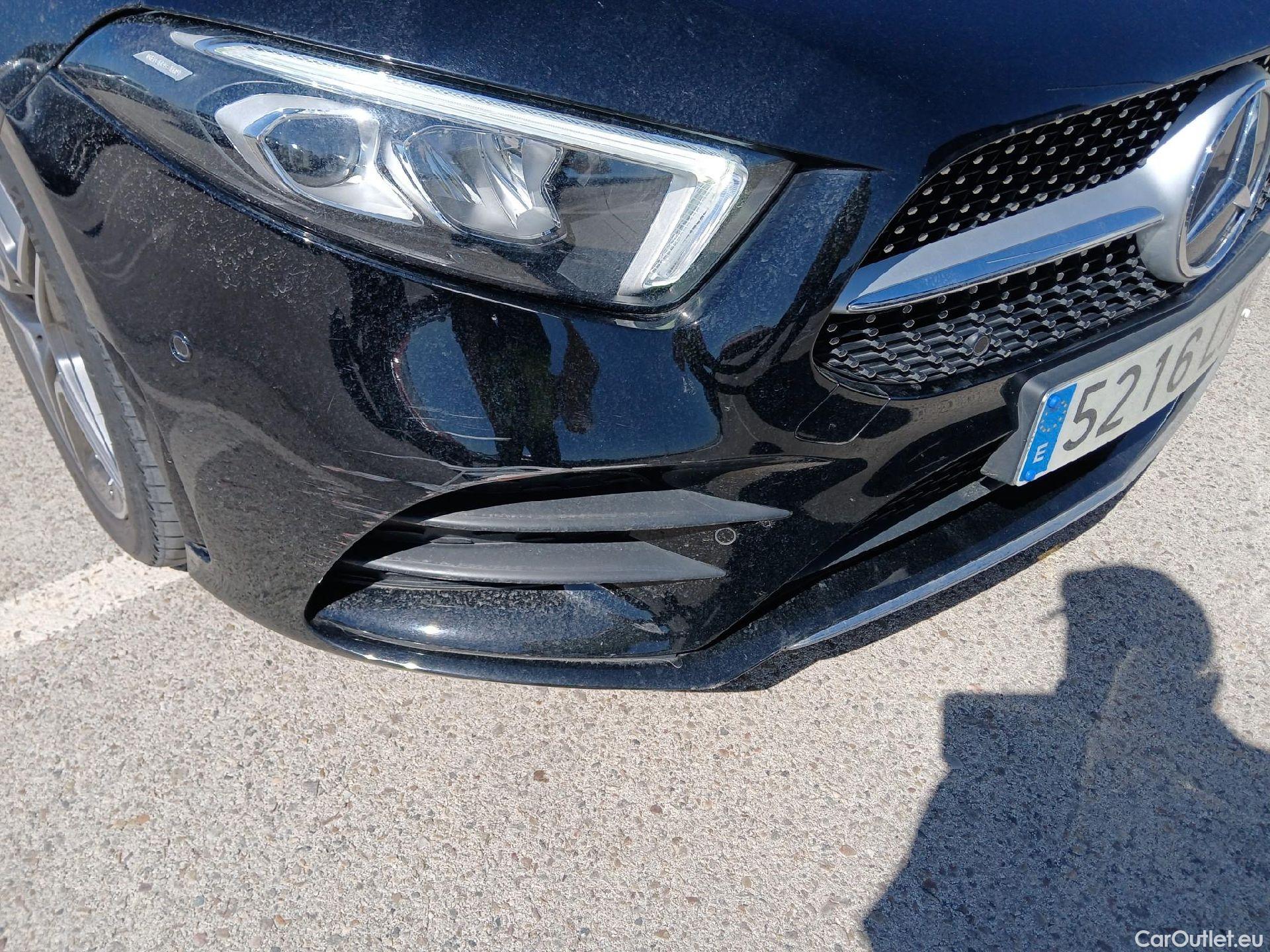  Mercedes  A-Klasse MERCEDES-BENZ Clase A / 2018 / 5P / berlina con portón A 200 d #2