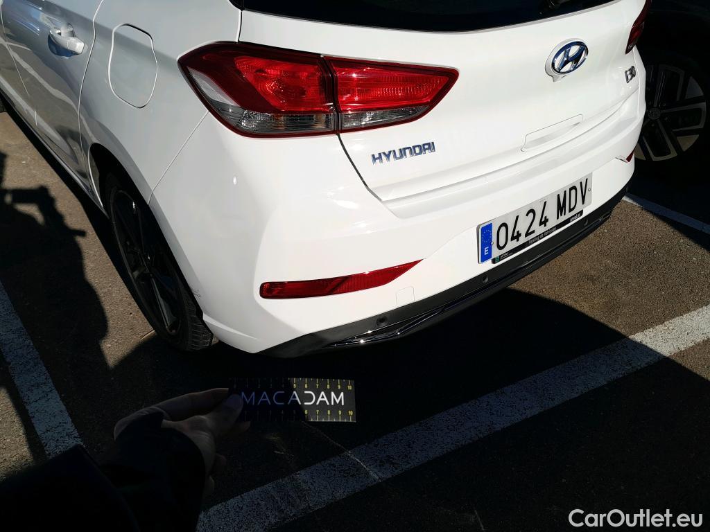  Hyundai  i30 HYUNDAI  / 2020 / 5P / berlina con portón 1.5 DPI Klass SLX #7