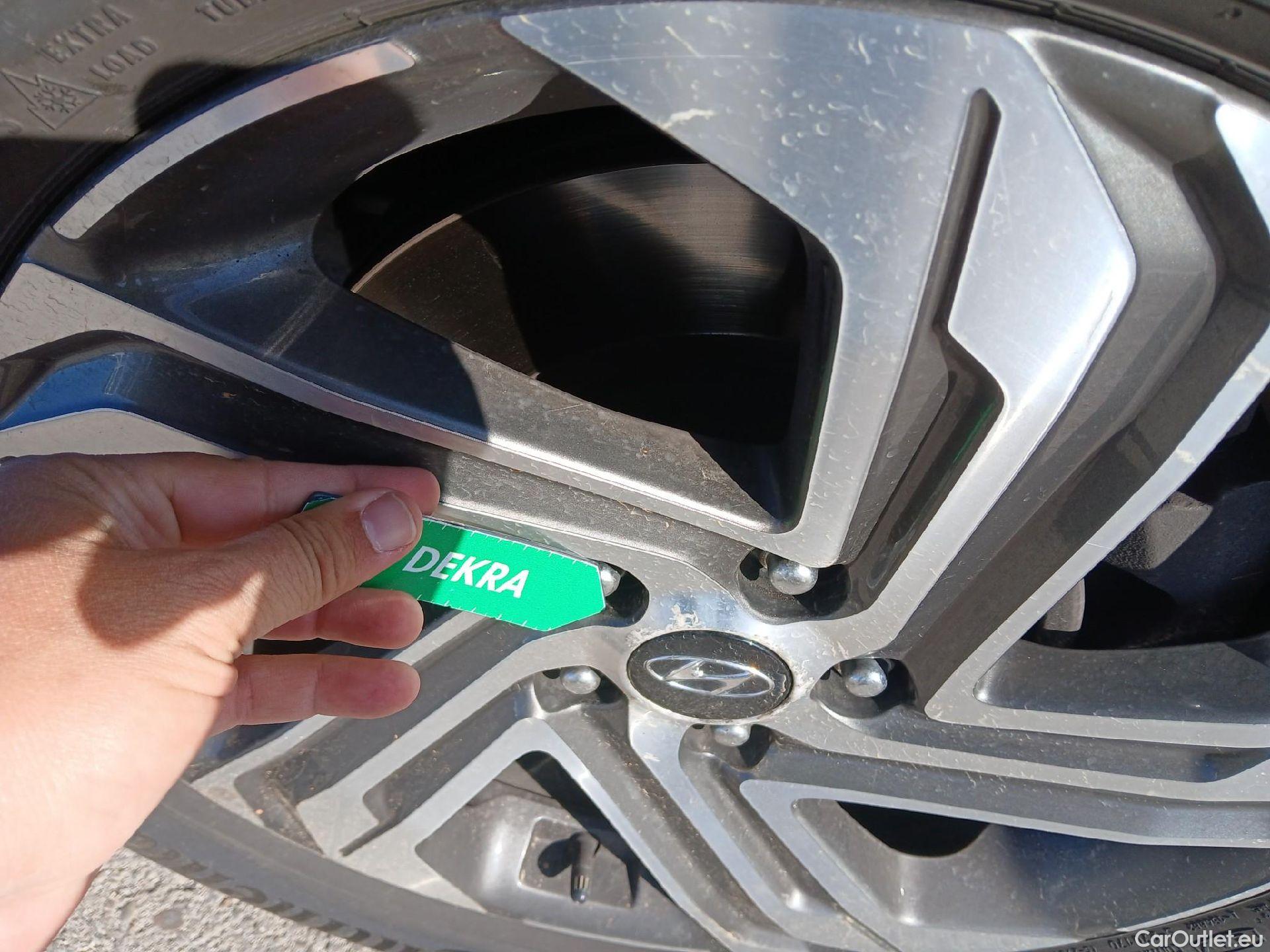  Hyundai  Santa Fe HYUNDAI  / 2021 / 5P / todoterreno 2.2 CRDi Maxx DCT 4x2 #33