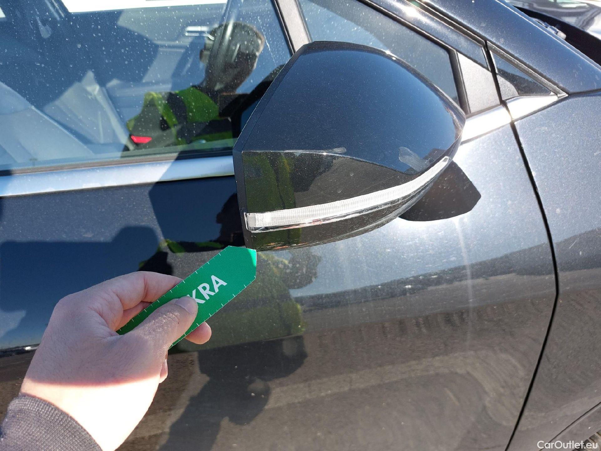  KIA  Sportage KIA  / 2022 / 5P / todoterreno 1.6 T-GDi HEV 171kW (230CV) Tech 4X2 #27