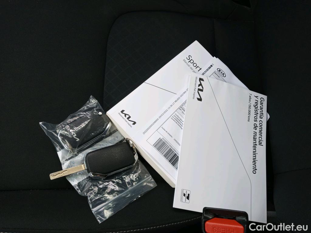  KIA  Sportage KIA  / 2022 / 5P / todoterreno 1.6 T-GDi 110kW (150CV) Concept 4x2 #10