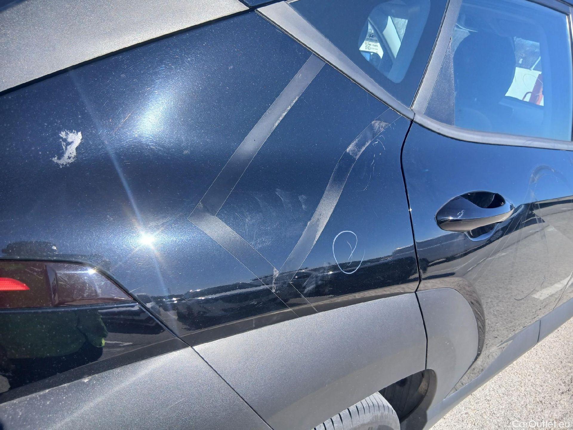  Hyundai  Konna HYUNDAI Kona / 2023 / 5P / todoterreno 1.6 GDI HEV Maxx DCT #33