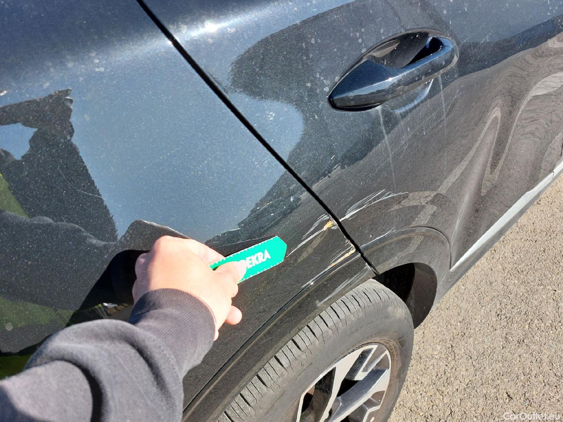  KIA  Sportage KIA  / 2022 / 5P / todoterreno 1.6 T-GDi HEV 171kW (230CV) Tech 4X2 #15