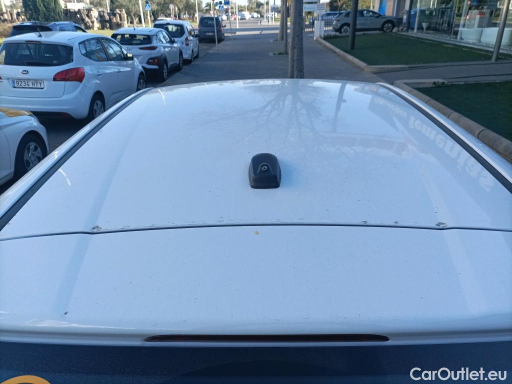  Hyundai  i20 HYUNDAI  / 2020 / 5P / berlina con portón 1.0 TGDI 74kW (100CV) 48V Essence #24