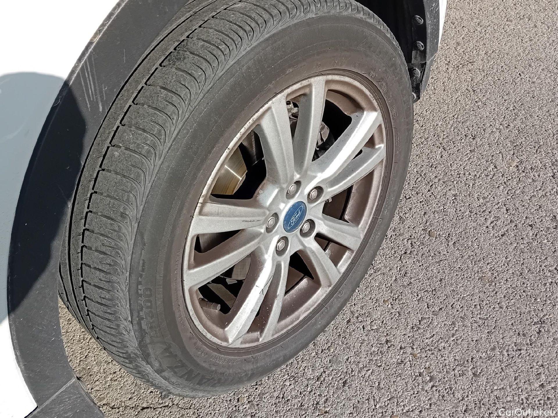  Ford  Kuga FORD  / 2016 / 5P / todoterreno 1.5 EcoBoost 88kW 4x2 Trend+ (CX) #22