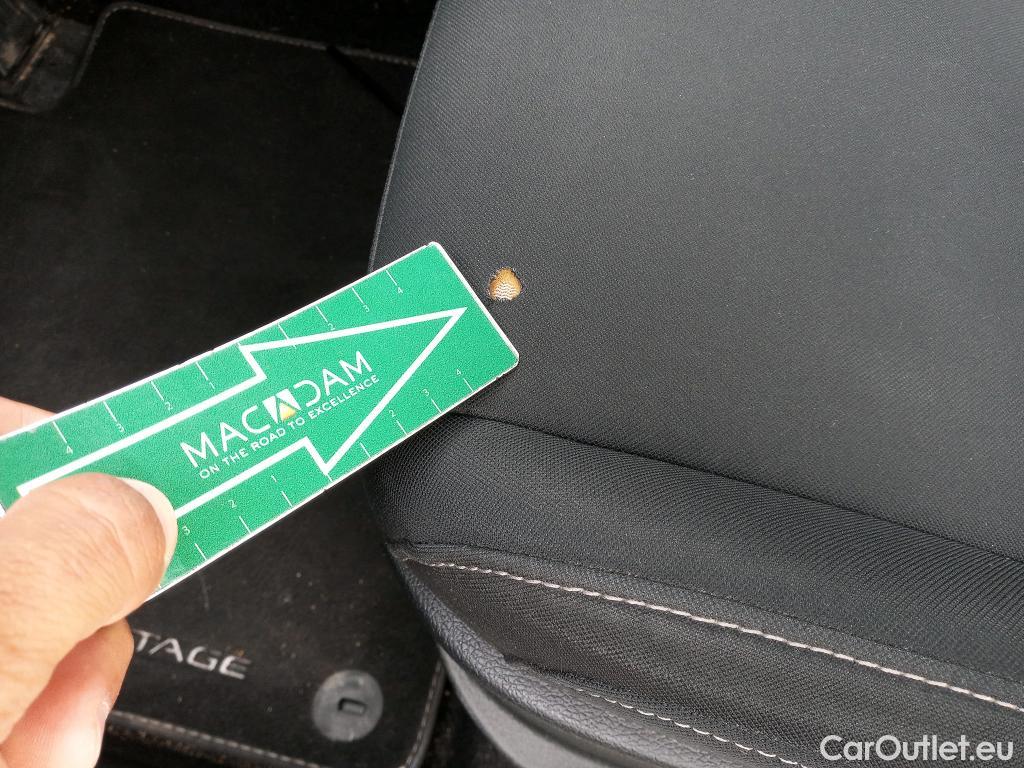  KIA  Sportage KIA  / 2022 / 5P / todoterreno 1.6 T-GDi 110kW (150CV) Concept 4x2 #3