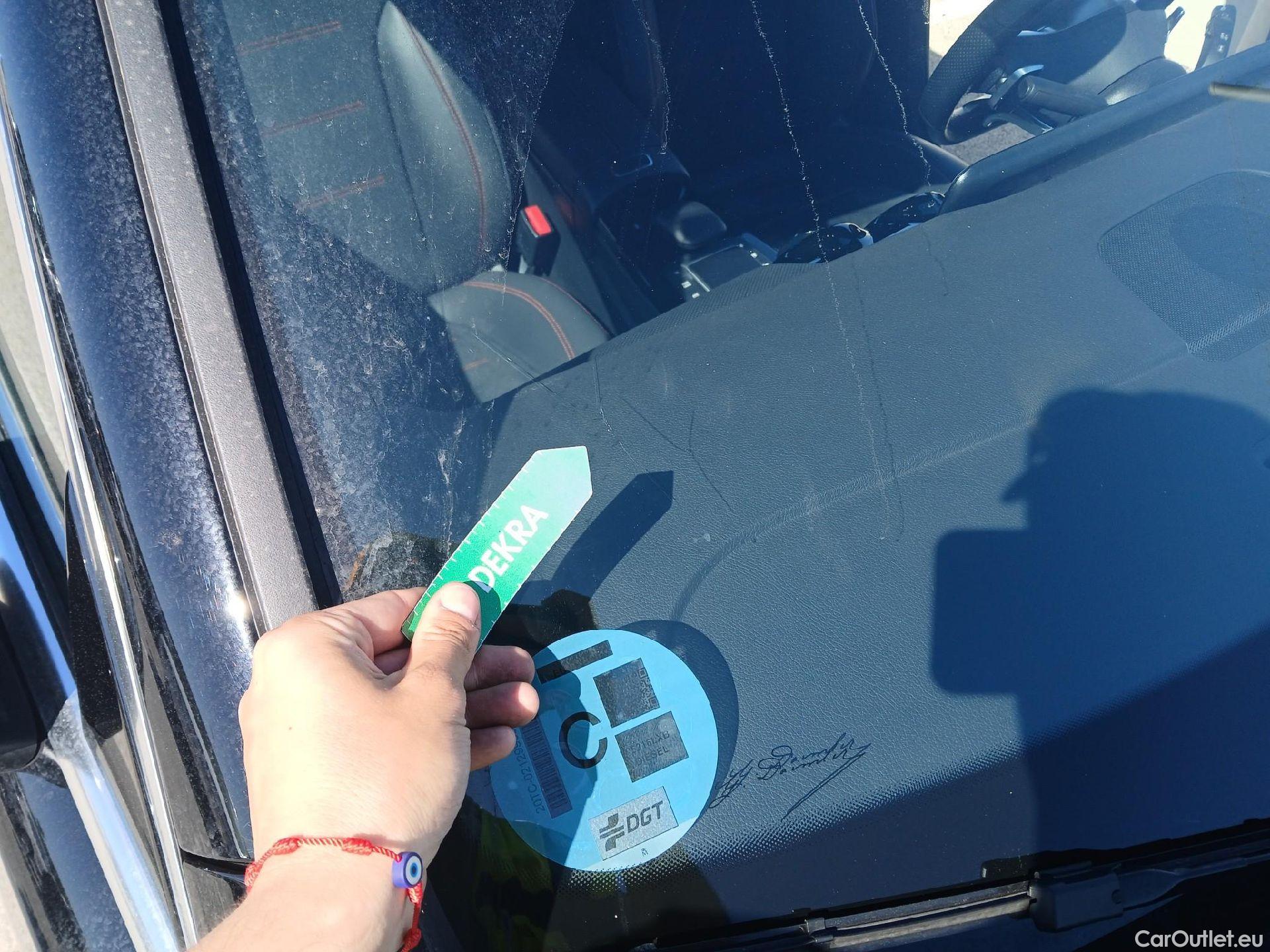  Mercedes  A-Klasse MERCEDES-BENZ Clase A / 2018 / 5P / berlina con portón A 200 d #5