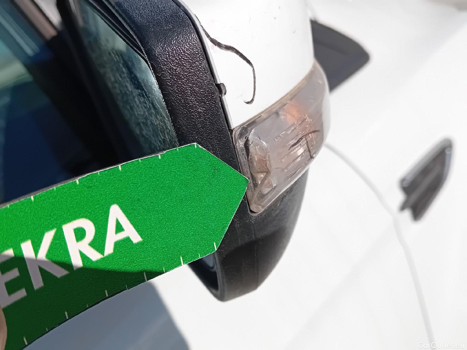  Ford  Kuga FORD  / 2016 / 5P / todoterreno 1.5 EcoBoost 88kW 4x2 Trend+ (CX) #34