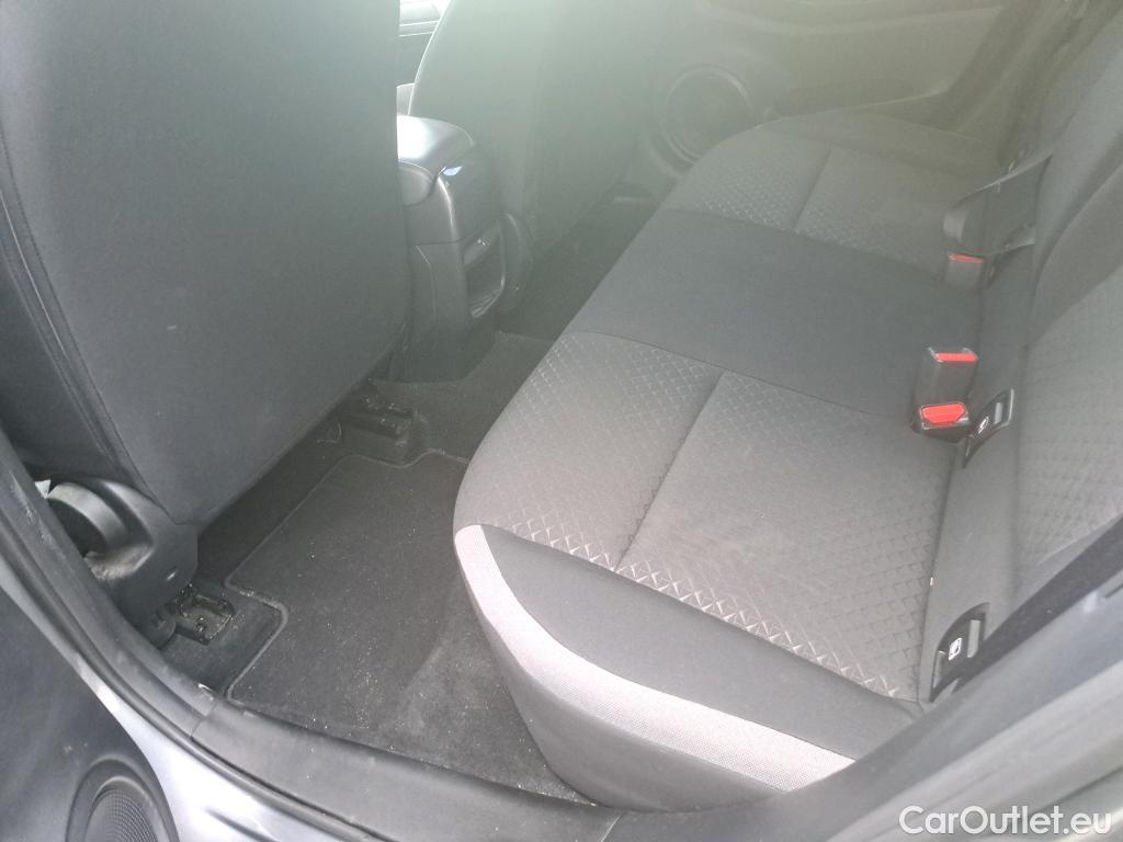  Nissan  Juke NISSAN  / 2019 / 5P / crossover DIG-T 84 kW (114 CV) DCT 7 V N-Connecta (AC2) #26