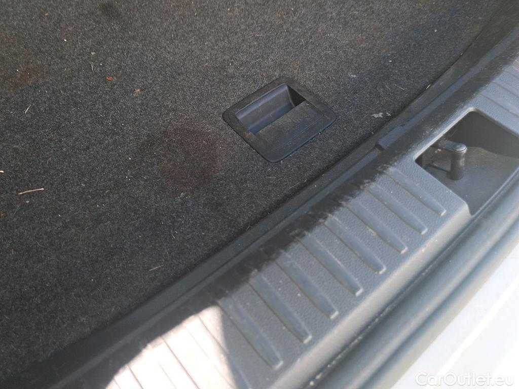  Seat  Arona SEAT  / 2017 / 5P / todoterreno 1.0 TSI 70kW (95CV) Style Ecomotive #38