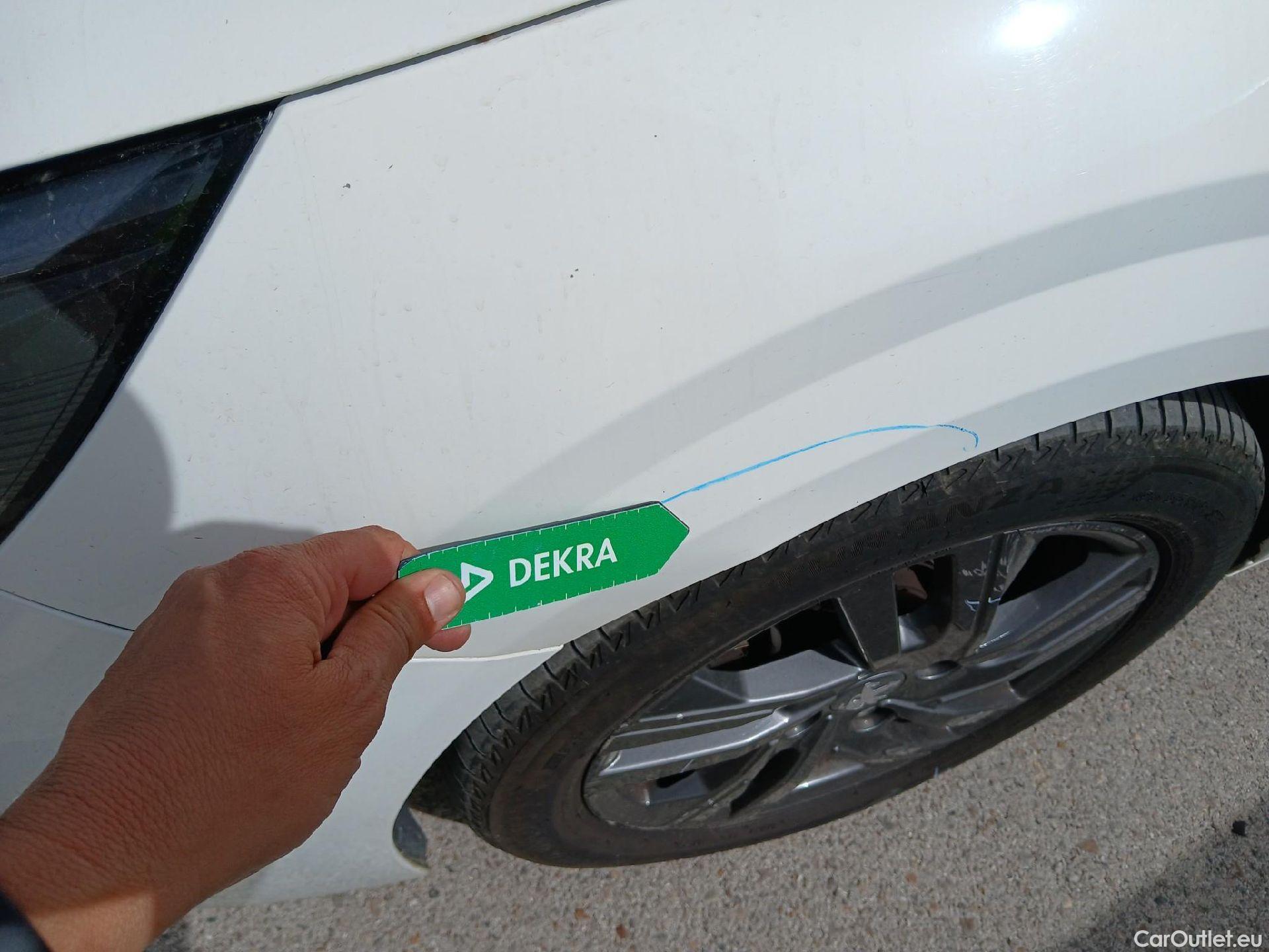  Peugeot  208 PEUGEOT  / 2019 / 5P / berlina con portón BlueHDi 73kW (100CV) Active Pack (AC) #12