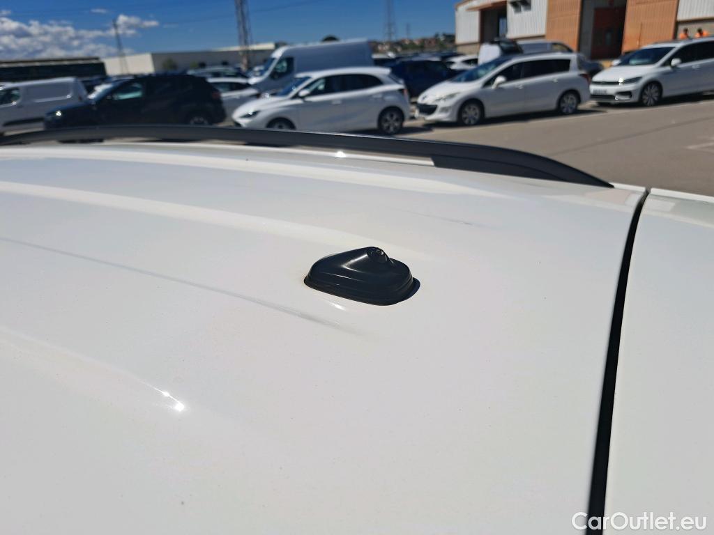  Seat  Arona SEAT  / 2017 / 5P / todoterreno 1.0 TSI 70kW (95CV) Style Ecomotive #70