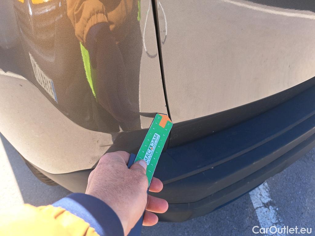  Peugeot  3008 PEUGEOT  / 2020 / 5P / todoterreno 1.5 BlueHDi 96kW (130CV) S&S Active Pack #50