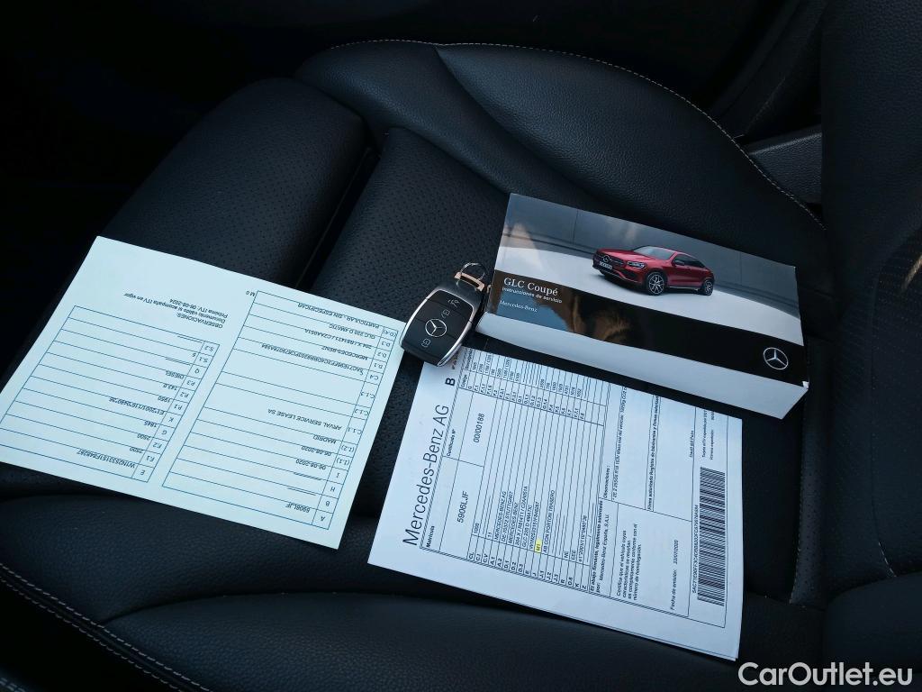  Mercedes  G-Klasee MERCEDES-BENZ GLC Coupé / 2019 / 5P / coupé GLC 220 d 4MATIC #2