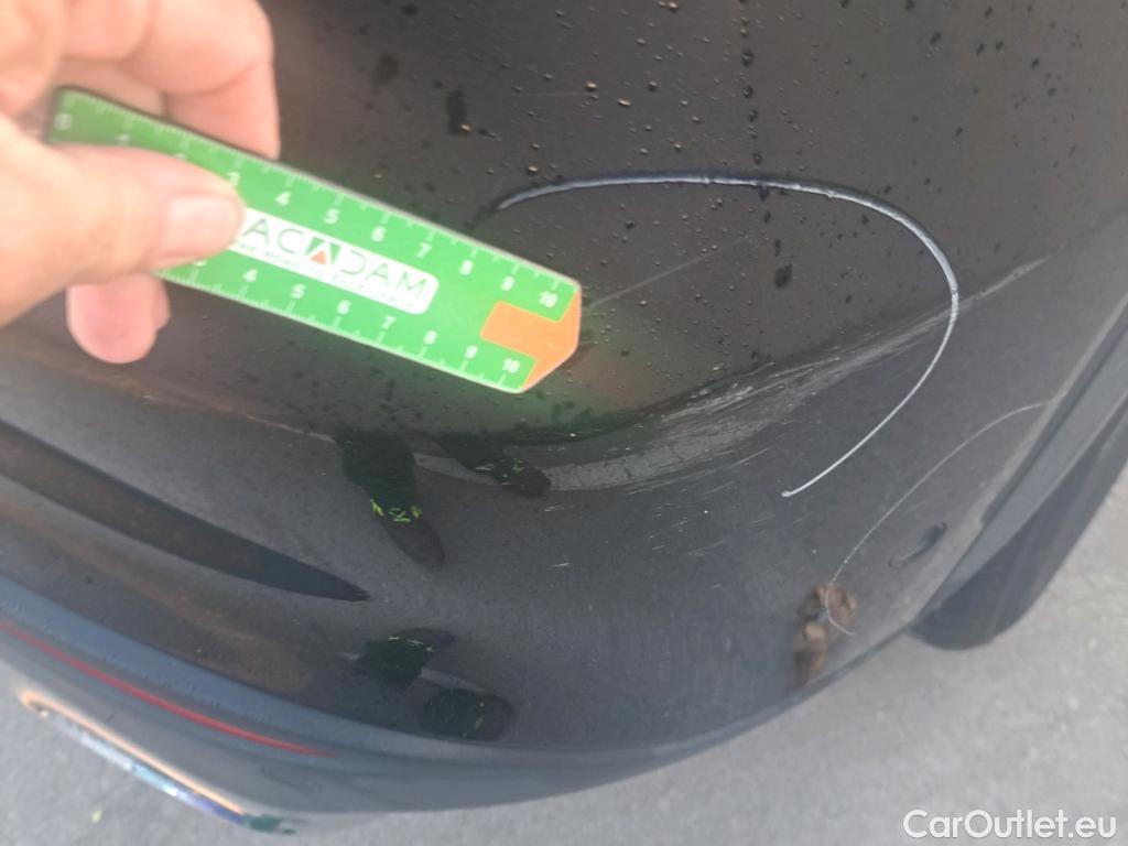  Mercedes  GLA MERCEDES-BENZ  250 e 220 CV #22