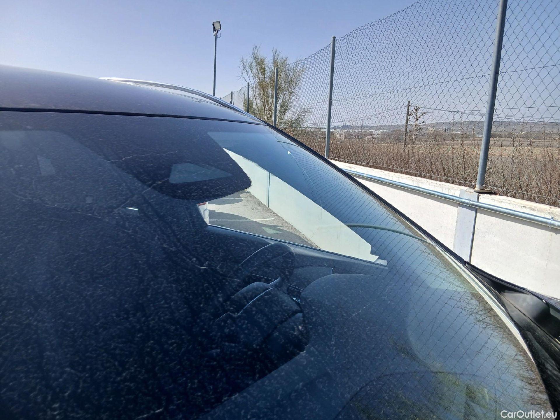  Volvo  XC90 VOLVO  / 2019 / 5P / todoterreno 2.0 T8 AWD Core Recharge Auto #5