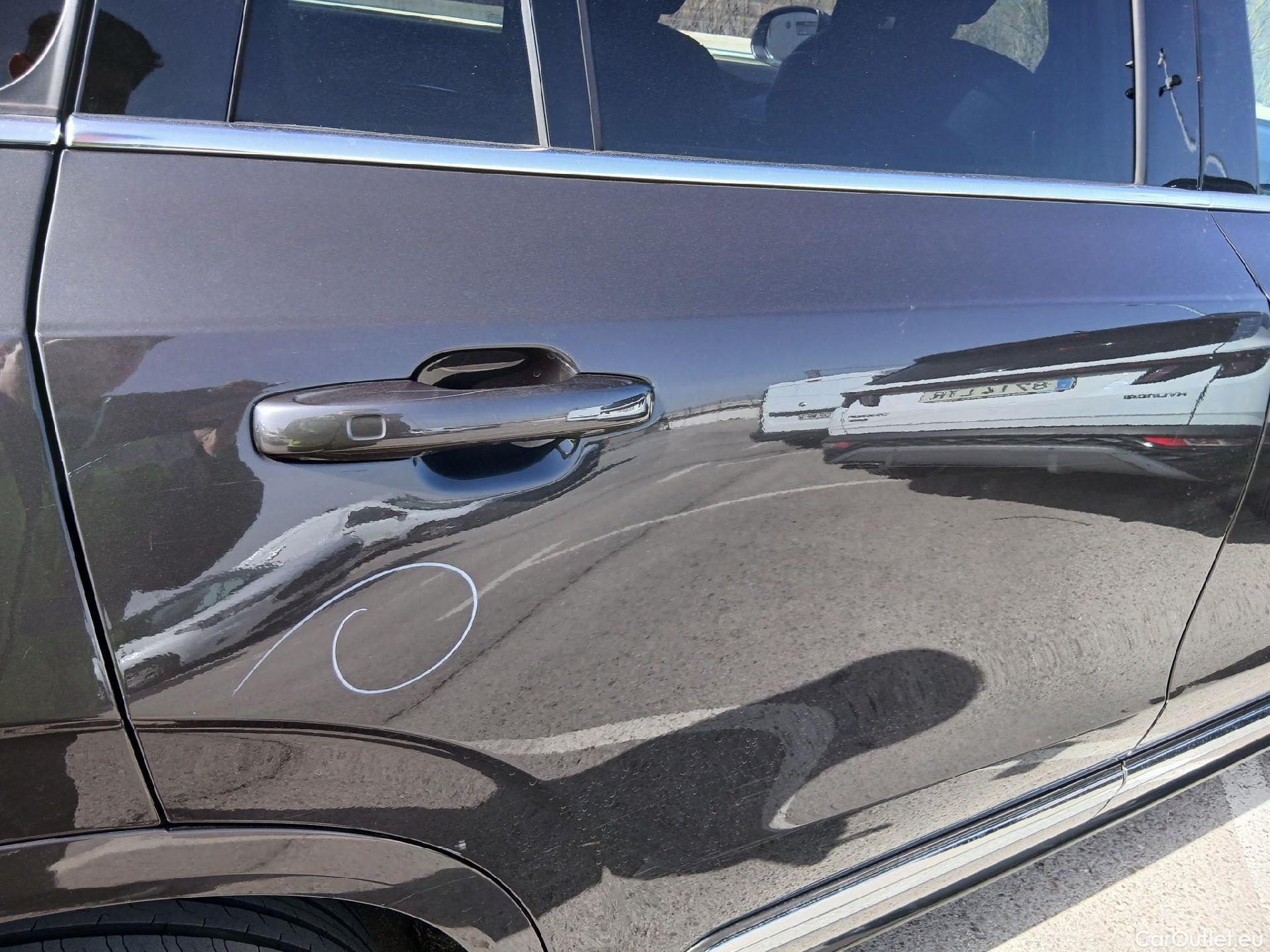  Volvo  XC90 VOLVO  / 2019 / 5P / todoterreno 2.0 T8 AWD Core Recharge Auto #28