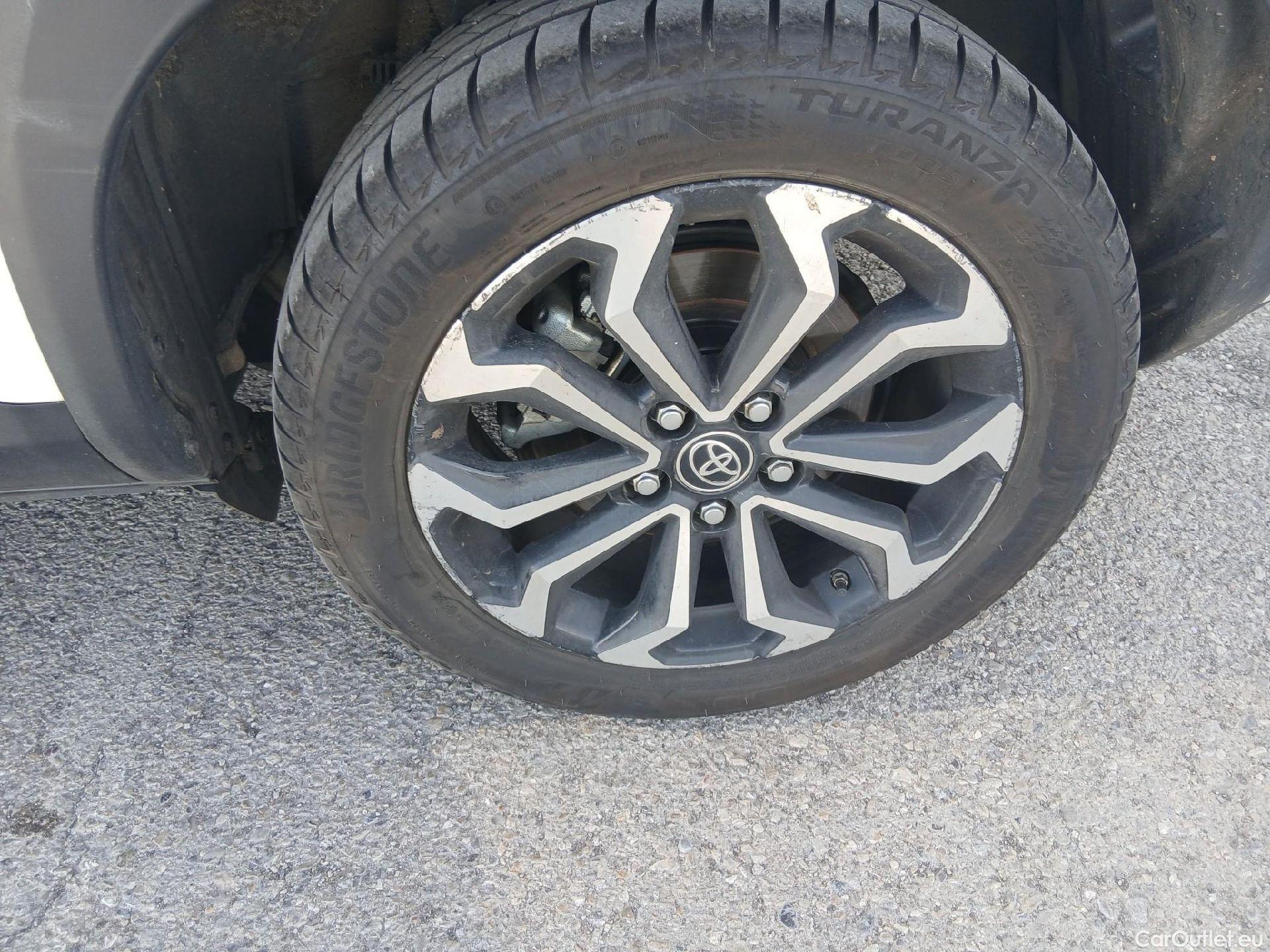  Toyota  Yaris Cross TOYOTA  / 2021 / 5P / todoterreno 1.5 120H Active Tech #11