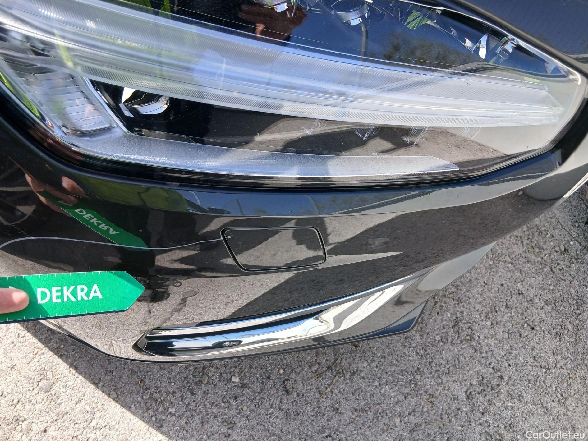  Volvo  XC90 VOLVO  / 2019 / 5P / todoterreno 2.0 T8 AWD Core Recharge Auto #9