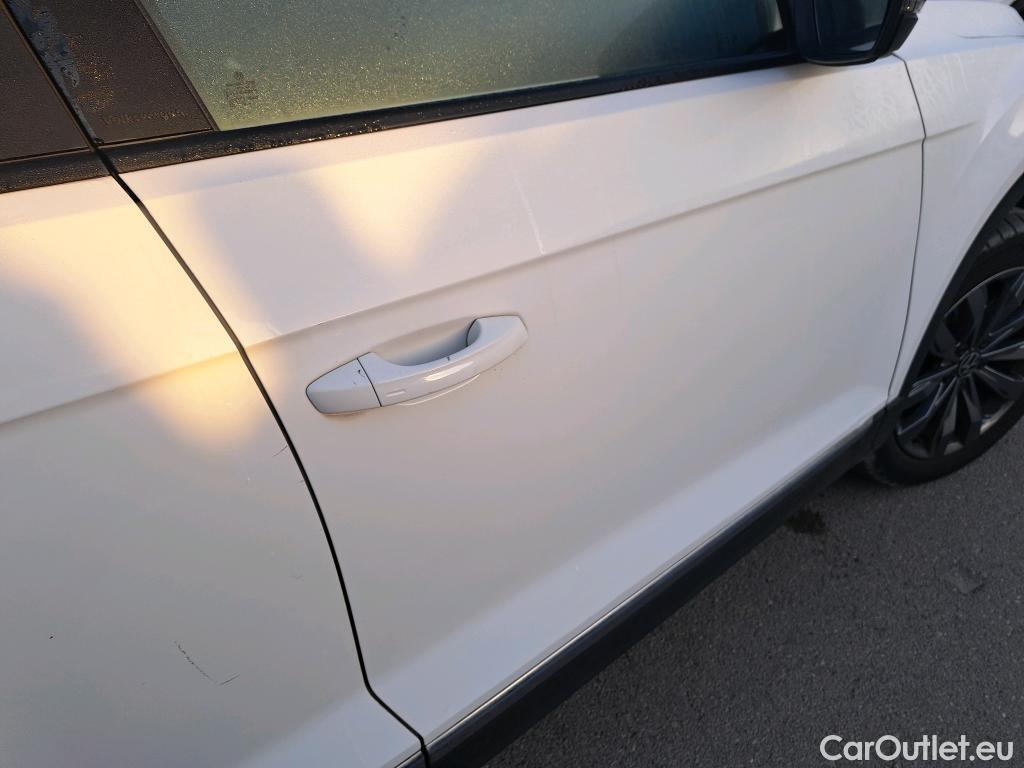  Volkswagen  T-ROC VOLKSWAGEN  / 2017 / 5P / todoterreno Sport 1.5 TSI 110kW (150CV) #17