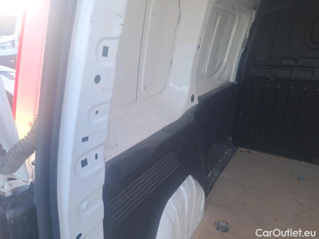  Citroen  Berlingo CITROEN  / 2018 / 3P / furgón derivado de turismo Talla M BlueHDi 100 CONTROL #18