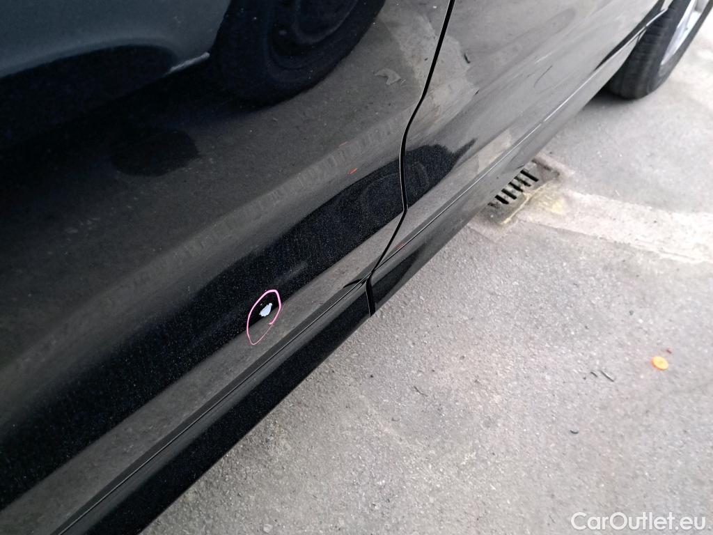  Volvo  XC60 VOLVO  todoterreno 2.0 B4 D AWD Momentum Pro Auto 200 CV #Opcionales 5160€# #13