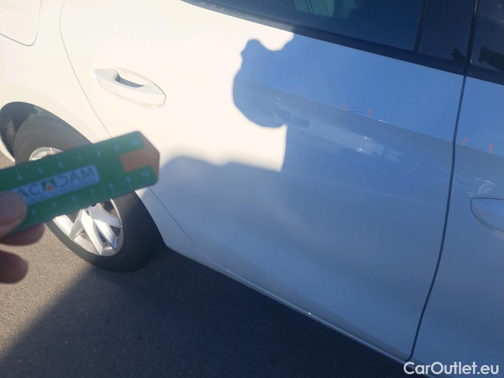  Seat  Leon SEAT Nuevo León / 2020 / 5P / berlina con portón 1.0 TSI 81kW S&S Style Go (AC) #14