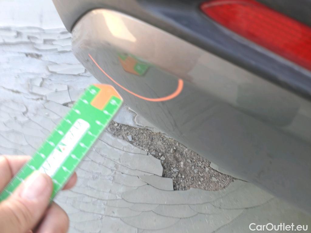  Toyota  RAV4 TOYOTA  / 2018 / 5P / todoterreno 2.5l 220H Luxury 4WD #10