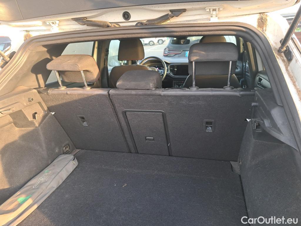  Volkswagen  T-ROC VOLKSWAGEN  / 2017 / 5P / todoterreno Sport 1.5 TSI 110kW (150CV) #1