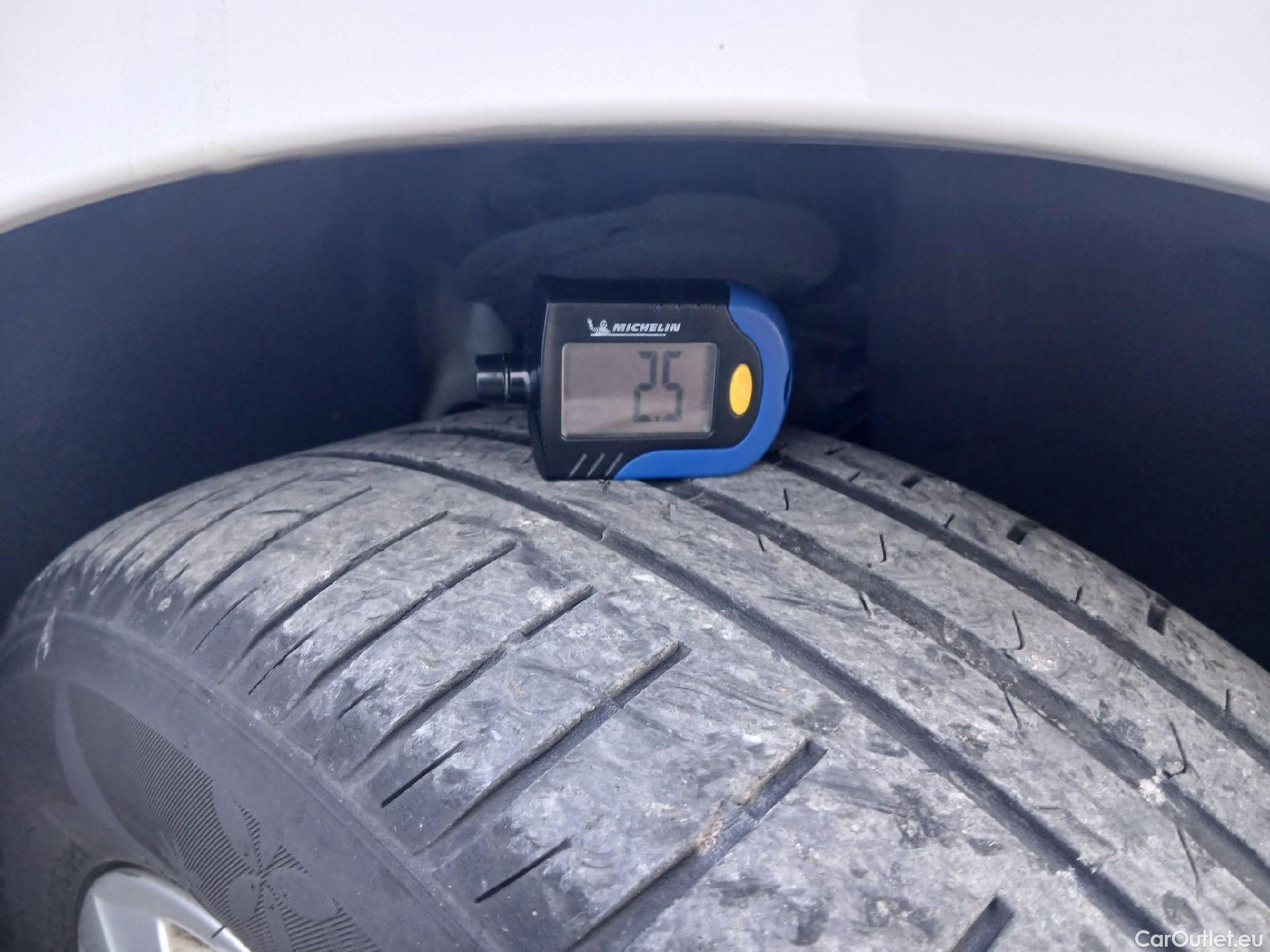  Skoda  Octavia SKODA  / 2020 / 5P / berlina con portón 2.0 TDI 110kW (150CV) Manual Ambition #4