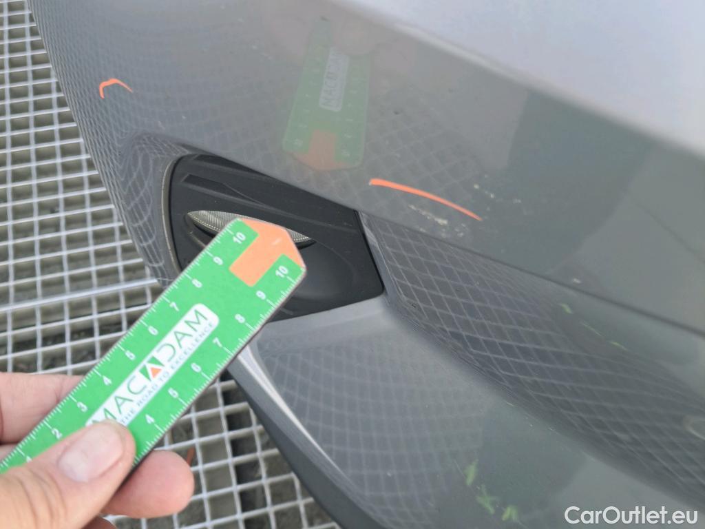  Toyota  RAV4 TOYOTA  / 2018 / 5P / todoterreno 2.5l 220H Luxury 4WD #14