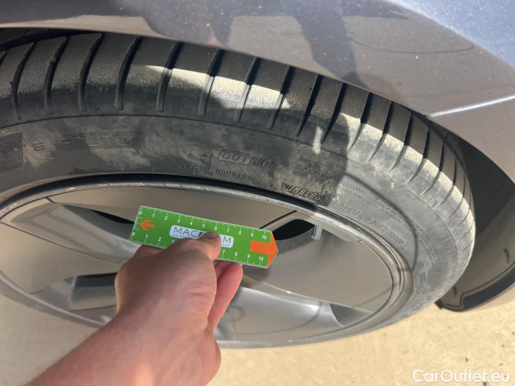  Tesla  Model 3 TESLA  480 CV 74 kWh sedán Gran Autonomía AWD #11