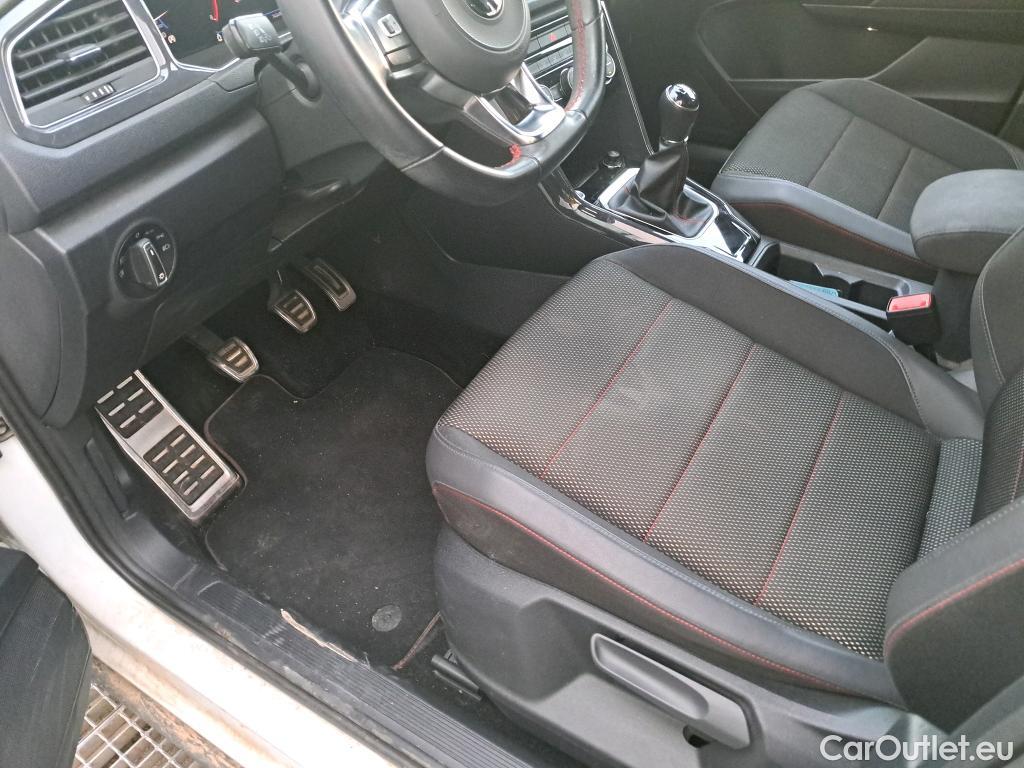  Volkswagen  T-ROC VOLKSWAGEN  / 2017 / 5P / todoterreno Sport 1.5 TSI 110kW (150CV) #9