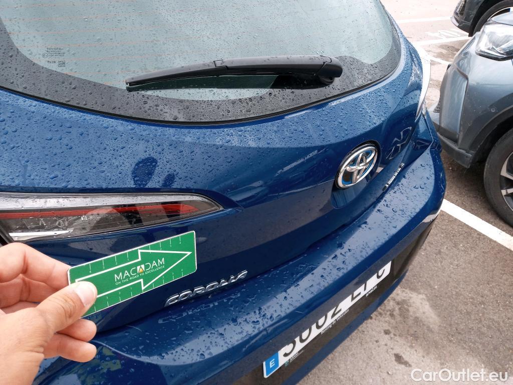  Toyota  Corolla TOYOTA  / 2019 / 5P / berlina con portón 1.8 125H ACTIVE E-CVT #6