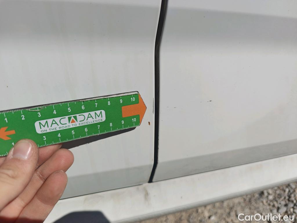  Skoda  KAMIQ SKODA  1.0 TSI 81kW (110CV) DSG Ambition #27