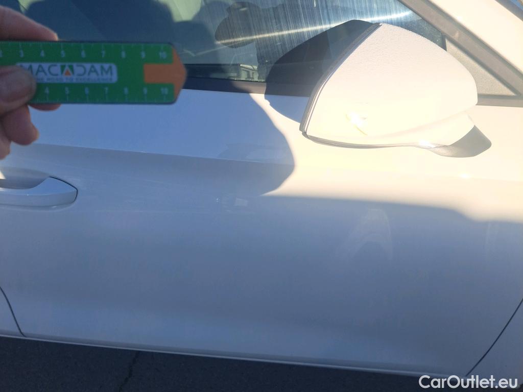  Seat  Leon SEAT Nuevo León / 2020 / 5P / berlina con portón 1.0 TSI 81kW S&S Style Go (AC) #18