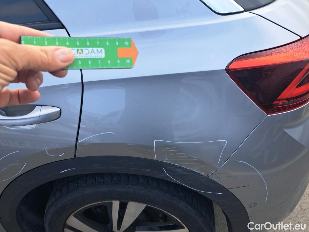  Volkswagen  T-ROC VOLKSWAGEN  / 2021 / 5P / todoterreno R-Line 1.5 TSI 110kW (150CV) DSG #3