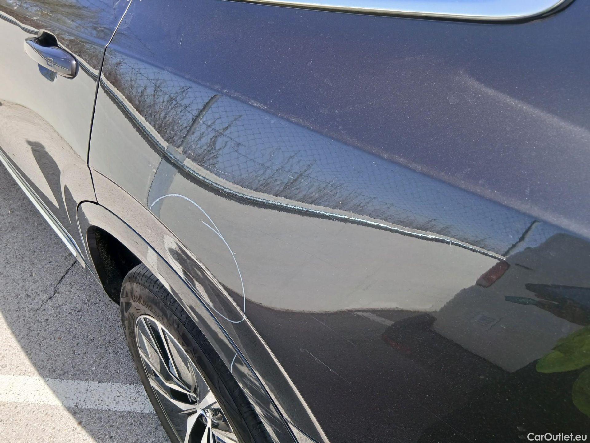  Volvo  XC90 VOLVO  / 2019 / 5P / todoterreno 2.0 T8 AWD Core Recharge Auto #17